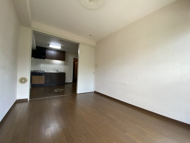 居室・リビング　つなげて広々！