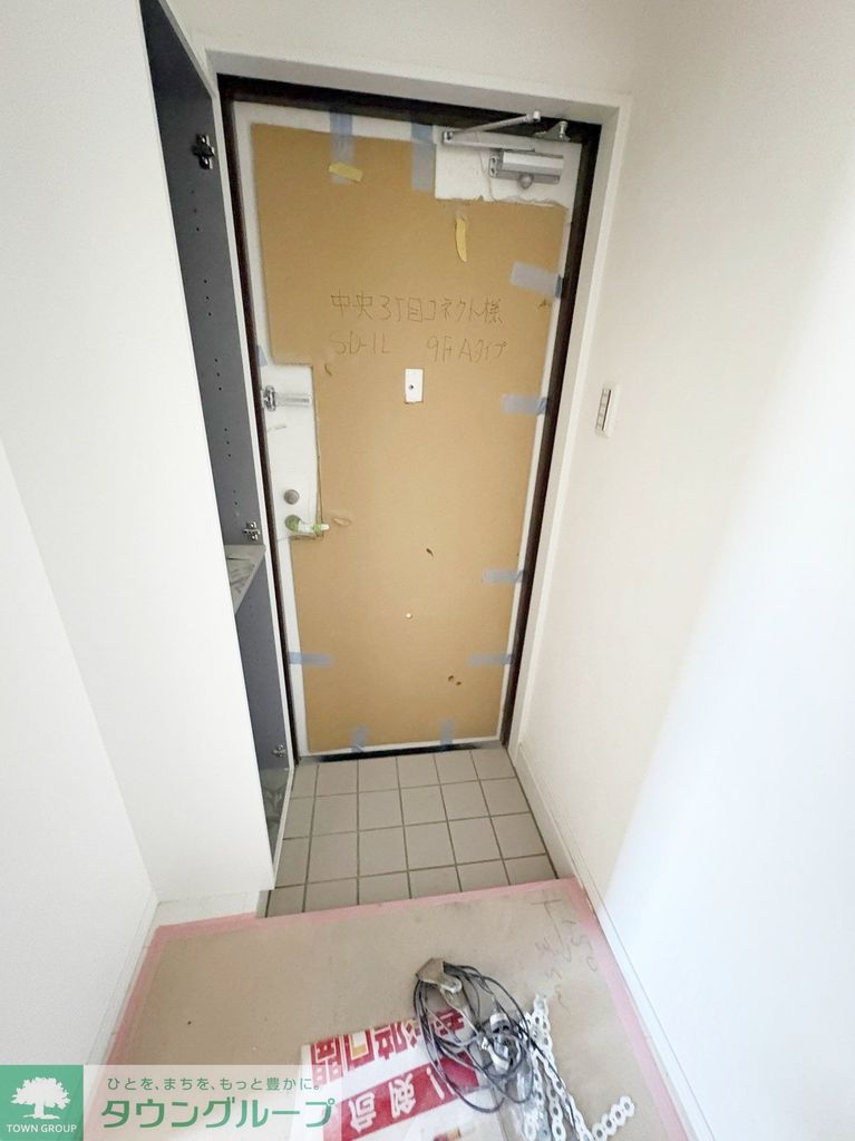 玄関　お問合せは【タウンハウジング】まで！※現地待合わせ相談可！