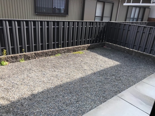 バルコニー　※写真は別号室です