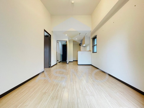 居室・リビング　同マンション別部屋　参考写真