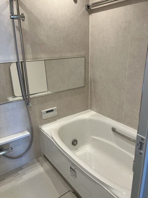 バス・シャワールーム　※写真は同タイプ住戸です。