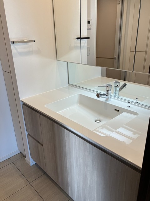 洗面設備　※写真は同タイプ住戸です。