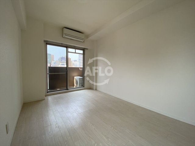 居室・リビング　サムティ中之島公園南　洋室