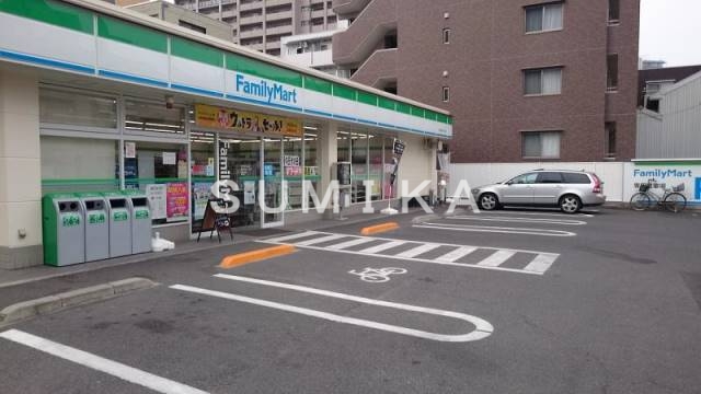 コンビニ　ファミリーマート岡山大供二丁目店（コンビニ）まで70m