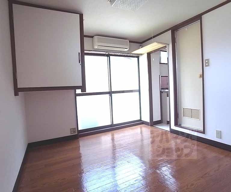 居室・リビング　洋室６帖のお部屋