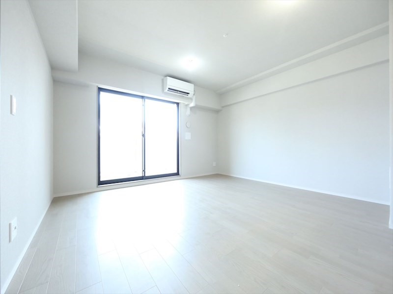 バルコニー　ＬＤＫ16帖　カウンターキッチン　エアコン付　バルコニー