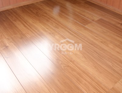 居室・リビング　フローリングの洋室☆（同一仕様写真）