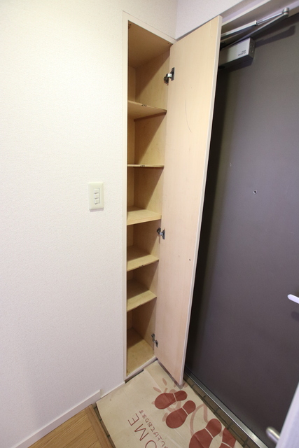 玄関　★高さのあるシューズボックス★