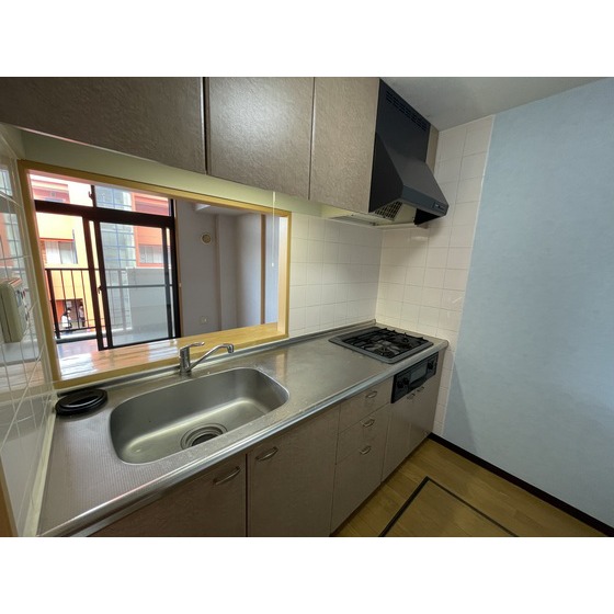 キッチン　他部屋参考写真です