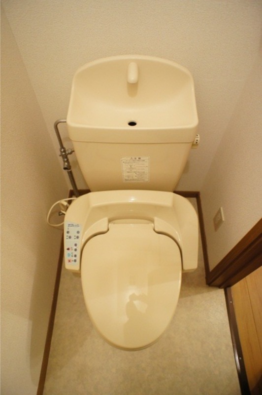 トイレ　図面と現状に相違がある場合には現状を優先
