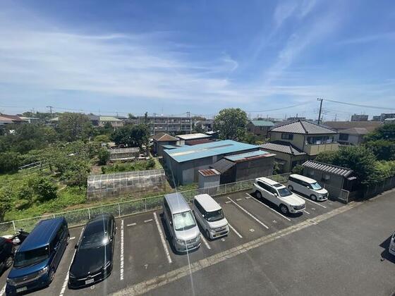 駐車場　敷地内駐車場