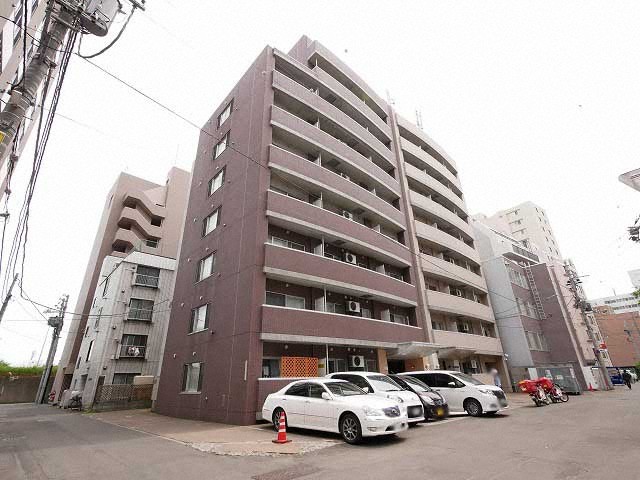 建物外観　◆希少なエアコン付き物件！◆灯油暖房・ネット無料で経済的！