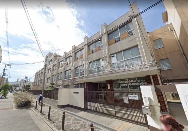 中学校　大阪市立玉出中学校（中学校）まで383m