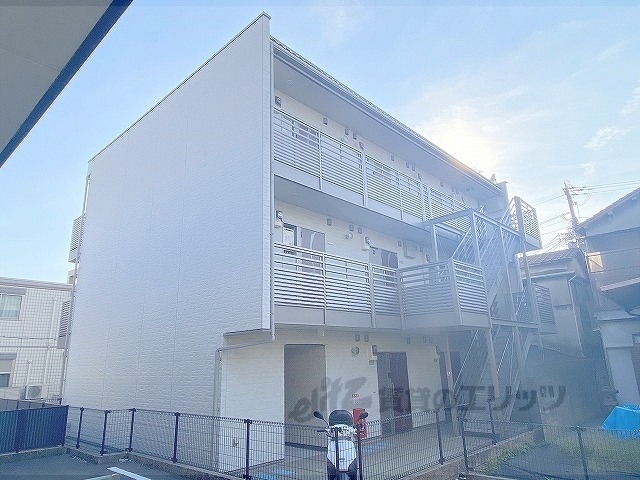 クレイノコンフォール杭瀬北新町の外観写真