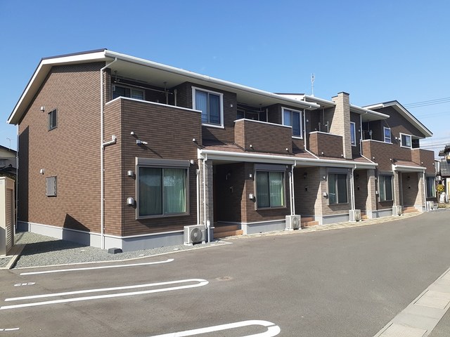 建物外観　落ち着いた雰囲気の外観です