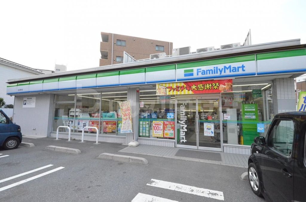 コンビニ　ファミリーマート足立青井店（コンビニ）まで140m