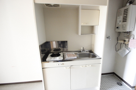 キッチン　※別部屋の写真です