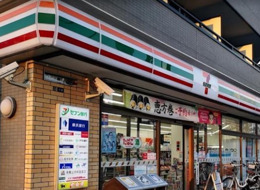 コンビニ　セブン－イレブン大田区羽田店（コンビニ）まで376m