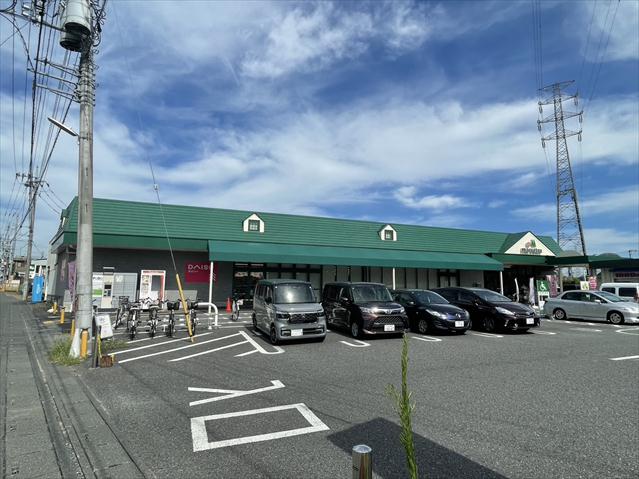 スーパー　マルエツ　安行慈林店（スーパー）まで857m