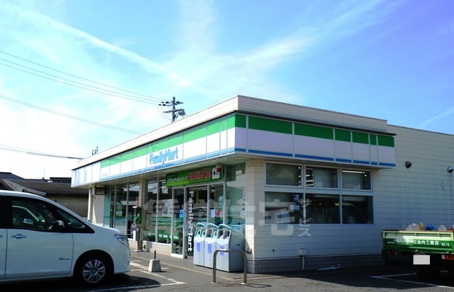 コンビニ　ファミリーマート　明石大久保中央（コンビニ）まで1015m