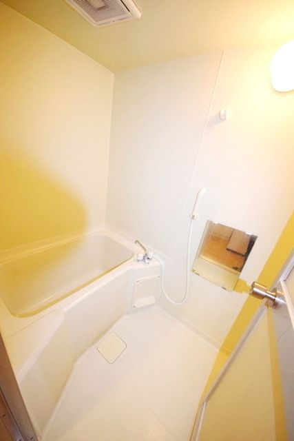 グレイスコート二俣川弐番館の風呂写真