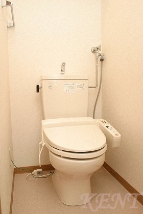 オルセー宮の森のトイレ写真
