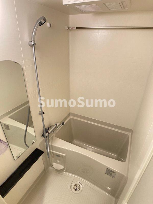 バス・シャワールーム　ゆったり過ごせるお風呂です