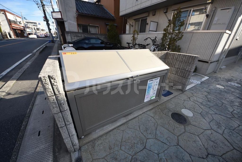 ＪＲ総武線 本八幡駅 徒歩9分 3階建 築14年の外観写真