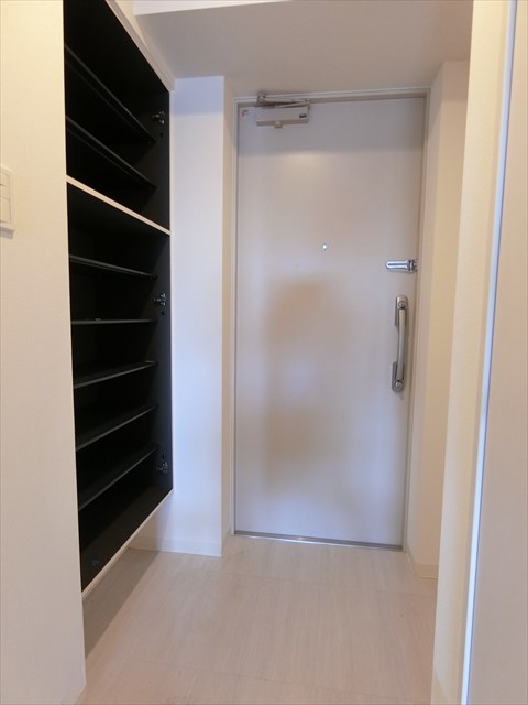 玄関　シューズBOXあり
