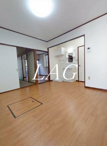 カーサ坪井の居間写真