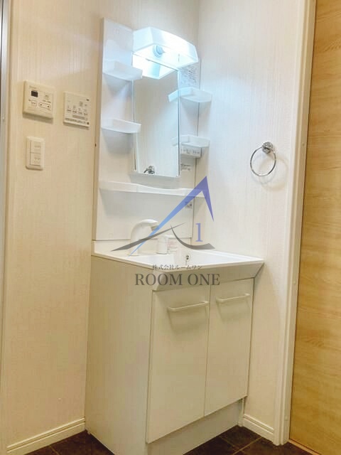 洗面設備　洗面台です。