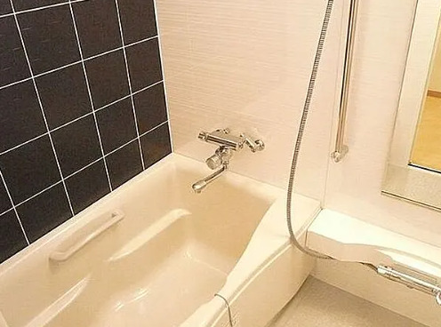 バス・シャワールーム　別部屋の画像を使用しております。