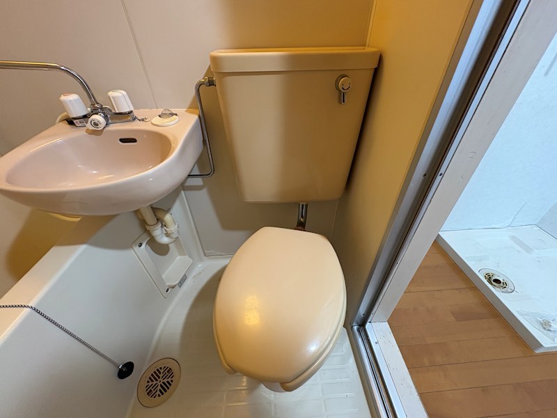 柳本マンションのトイレ写真
