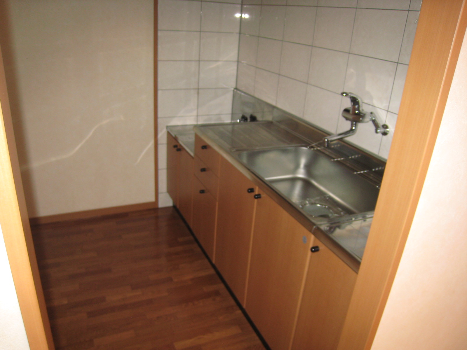 キッチン　写真は別室です