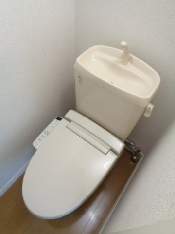 【守山市古高町のアパートのトイレ】