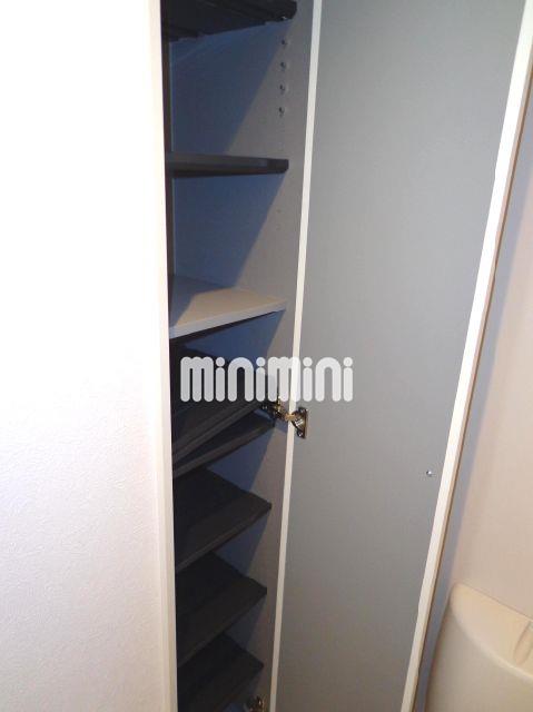 エントランス　靴箱