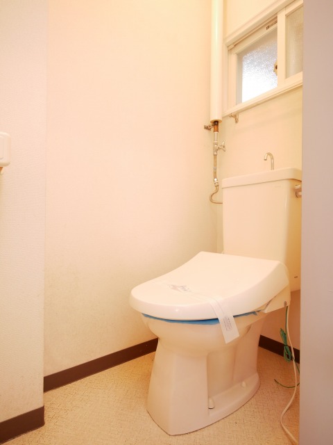 トイレ　人気のウォシュレットが設置されています！！