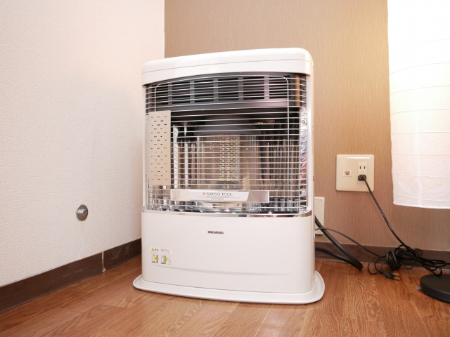 その他　経済的な灯油ストーブの物件です☆