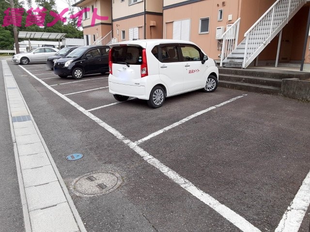 【ハイツ八千代台　Ｂ棟の駐車場】