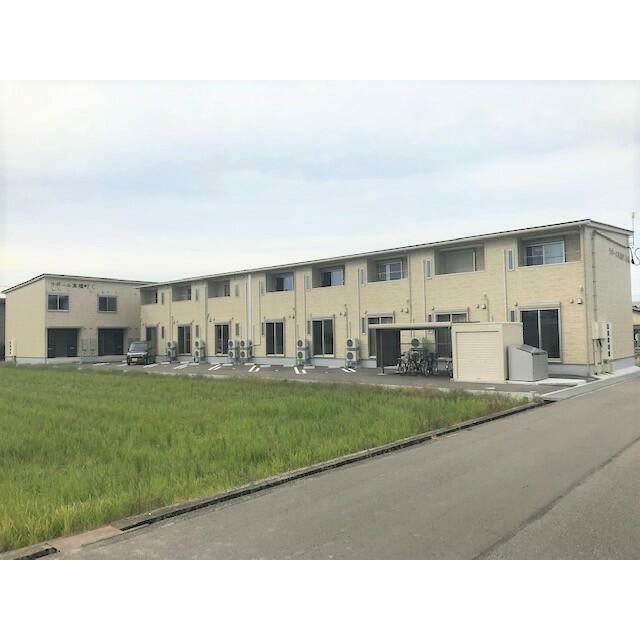 ラポール高橋町の建物外観