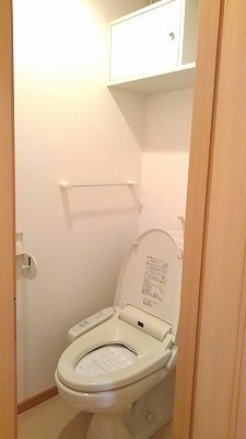 トイレ　トイレもきれいです