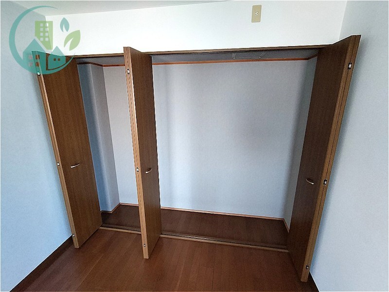 収納　ベルエアー御影II