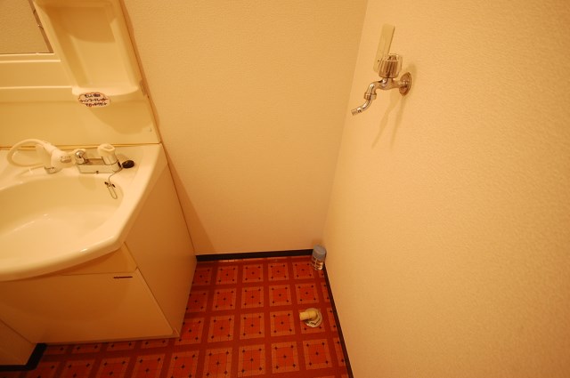 その他設備　室内洗濯機置場完備。