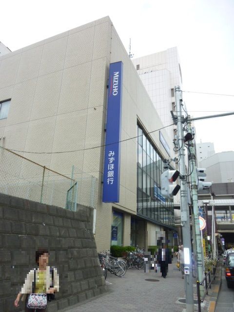 銀行　みずほ銀行　町田支店（銀行）まで616m