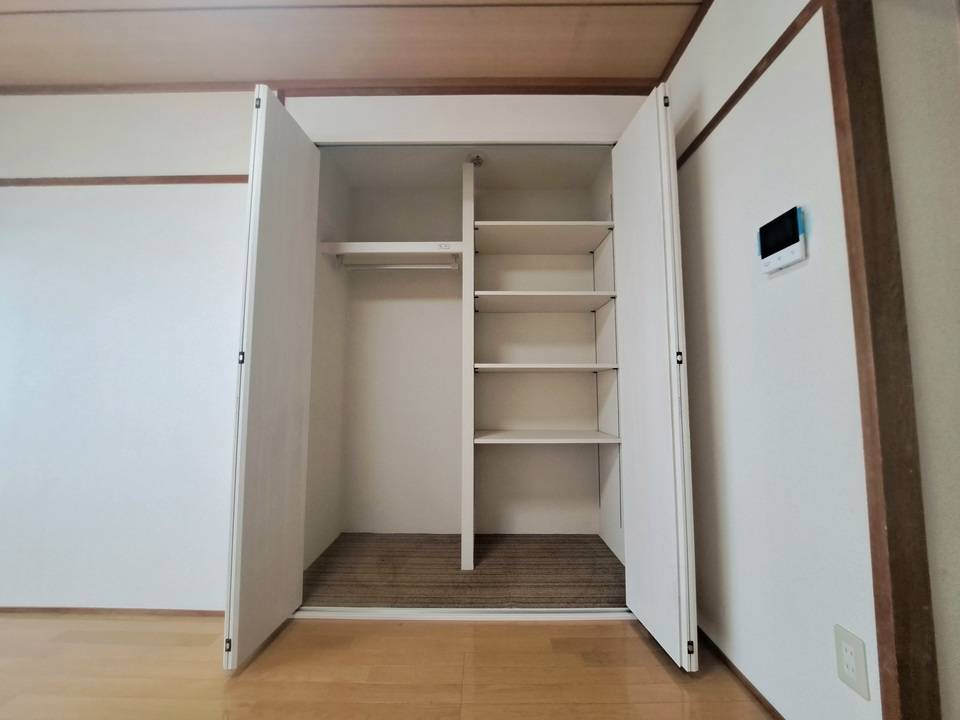 収納　クローゼット
