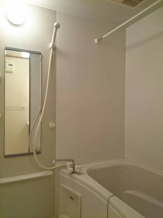 バス・シャワールーム　浴室