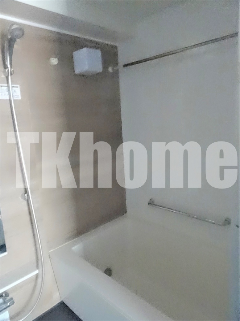 バス・シャワールーム　浴室乾燥機付き