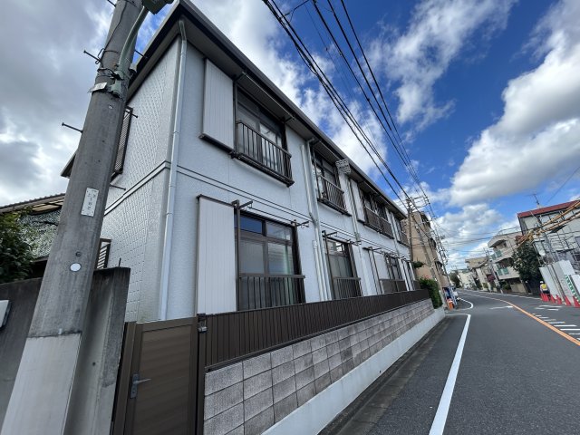 建物外観　落ち着いた雰囲気の外観です