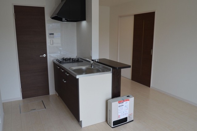 キッチン　【キッチン】２口コンロのシステムキッチン