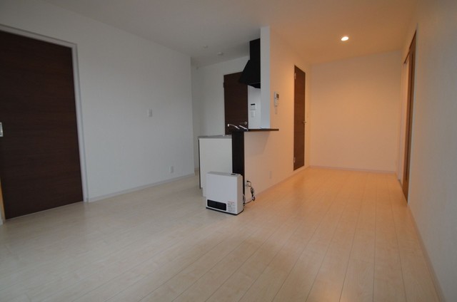 居室・リビング　【居間・リビング】１１．４帖ＬＤＫ